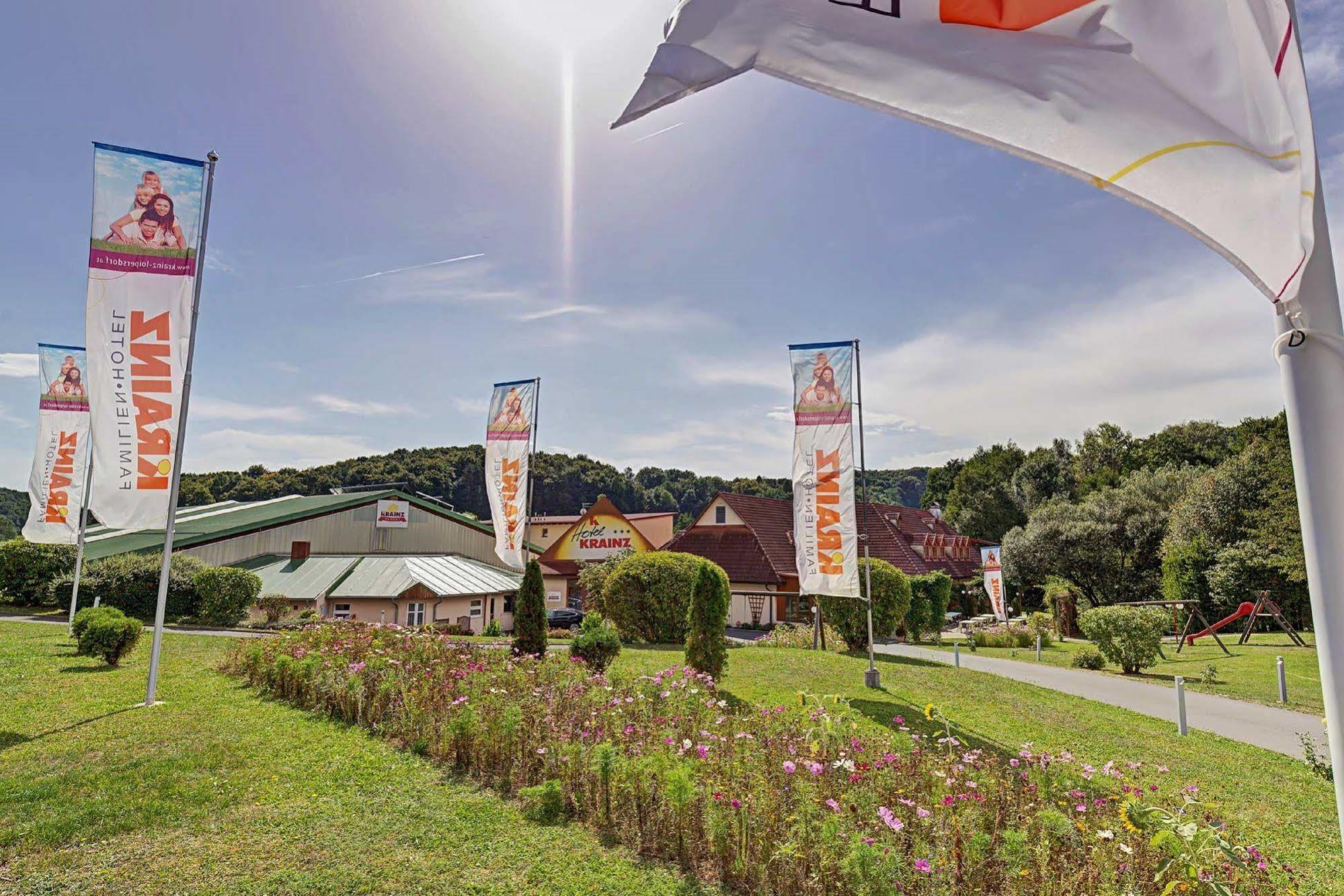 Familien Hotel Krainz Fürstenfeld エクステリア 写真